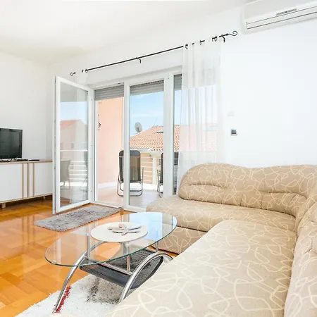 With Parking Space Seget Donji, - 21374 *