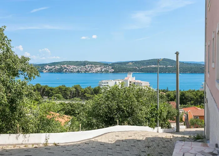 With Parking Space Seget Donji, - 21374 Apartmán Trogir